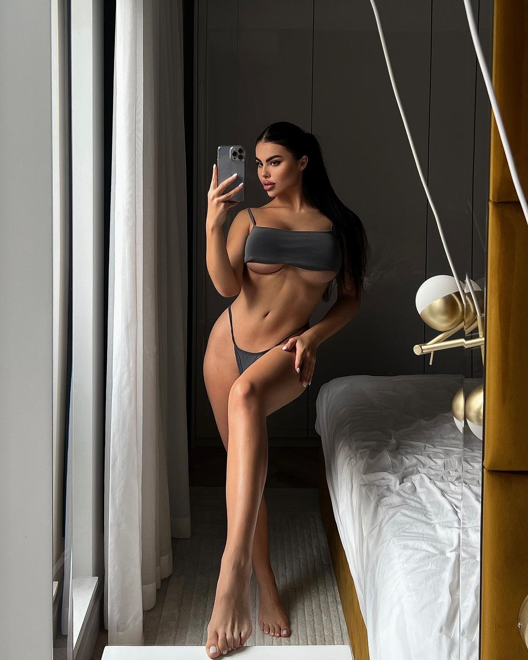 Амина - эскорт модель для сопровождения в Дубае