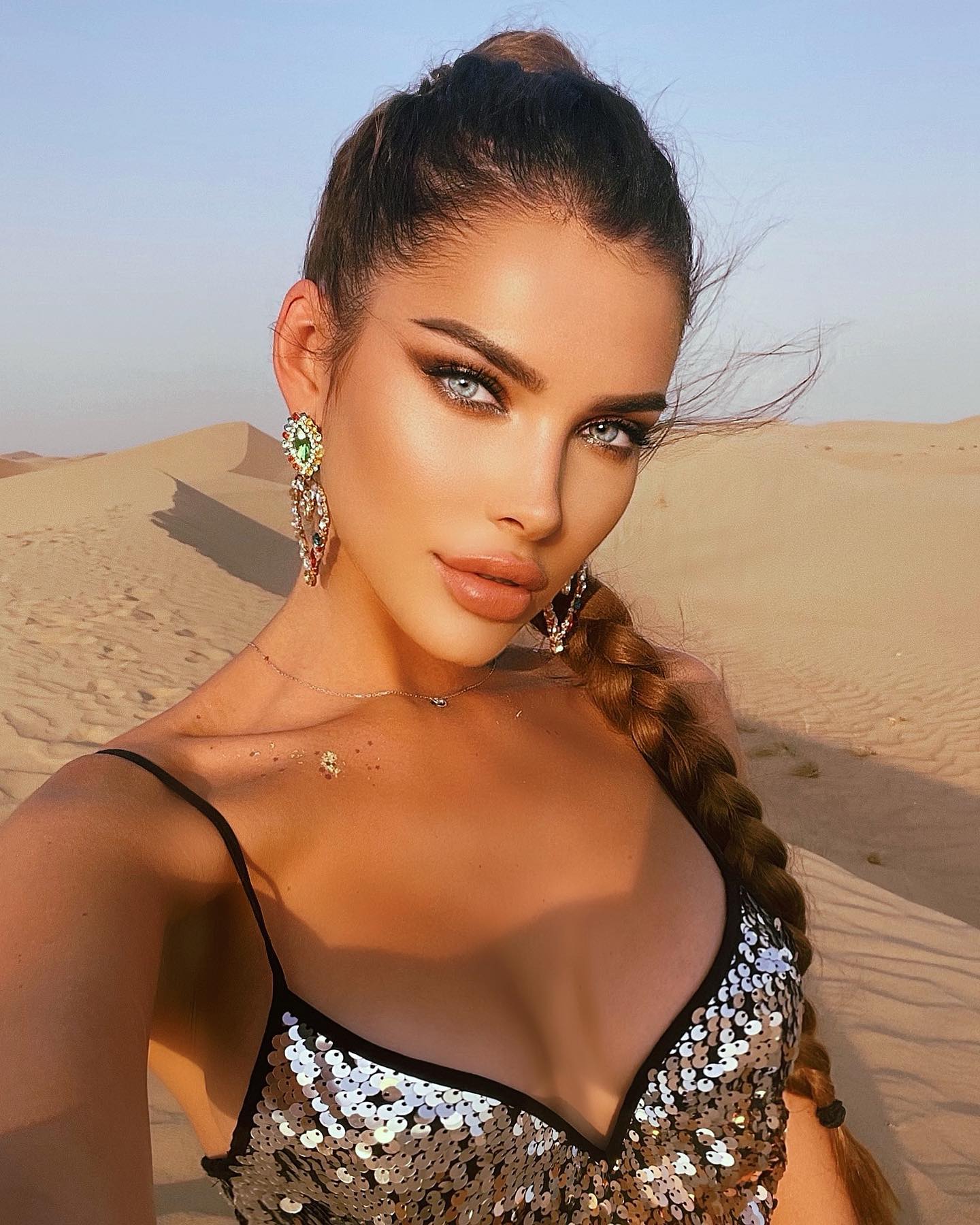 Эксклюзивное портфолио арабской модели Лейлы