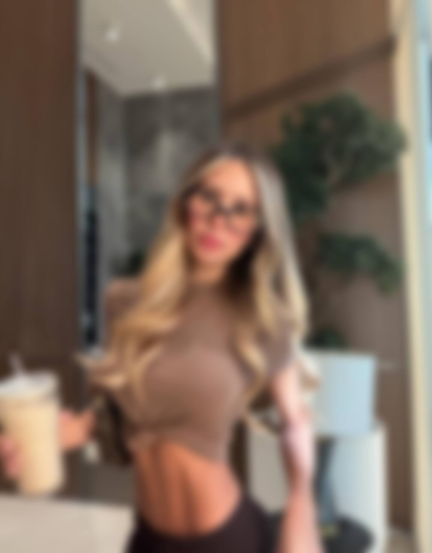 Топовая эскорт модель Москвы Камилия Лескано - профессиональные фотосессии для имиджа