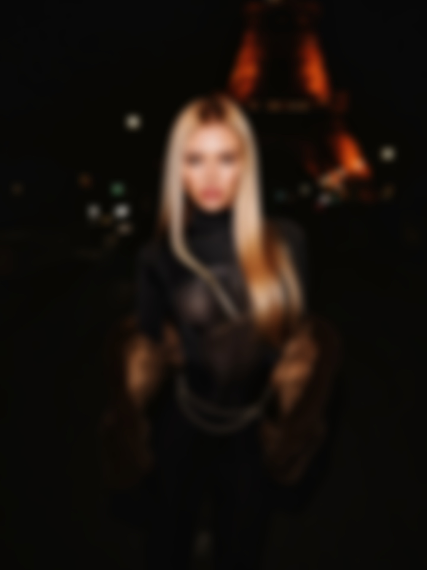 Оля Обрамович эскорт модель Дубай высокая блондинка зеленые глаза